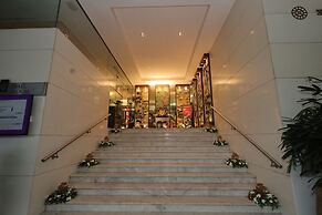 Grand Mercure Vadodara Surya Palace Hotel