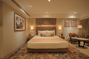 Grand Mercure Vadodara Surya Palace Hotel
