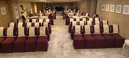 Grand Mercure Vadodara Surya Palace Hotel
