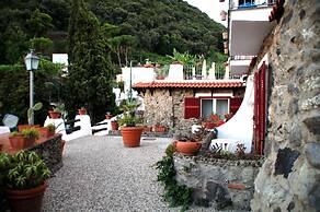 Don Pedro Hotel