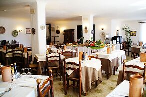 Don Pedro Hotel