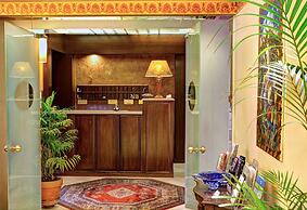 Nicola Hotel
