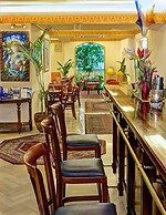 Nicola Hotel