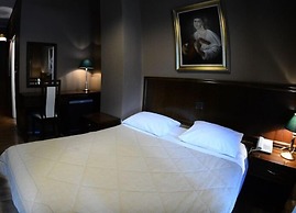 Nicola Hotel