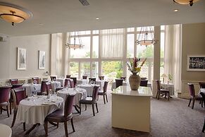 Ashdown Park Hotel