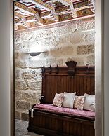 Hotel  YIT La Casona del Arco