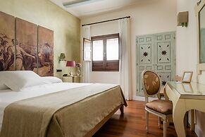 Hotel  YIT La Casona del Arco