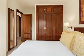 Ramada Hotel & Suites by Wyndham Costa del Sol