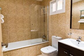 Ramada Hotel & Suites by Wyndham Costa del Sol