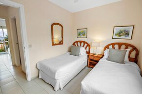 Ramada Hotel & Suites by Wyndham Costa del Sol
