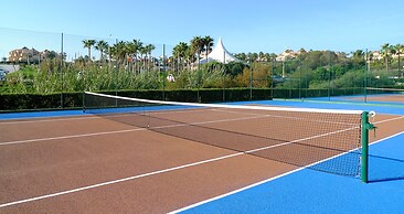 Ramada Hotel & Suites by Wyndham Costa del Sol
