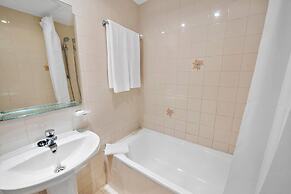 Ramada Hotel & Suites by Wyndham Costa del Sol