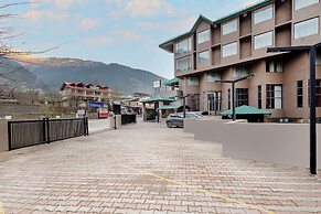 Sterling Manali