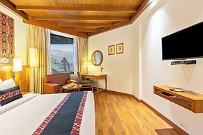 Sterling Manali