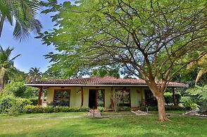 Bahia Esmeralda Boutique Hotel & Villas