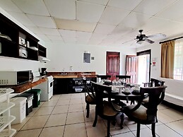 Nacazcol Hotel and Villas