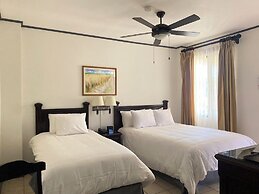 Nacazcol Hotel and Villas