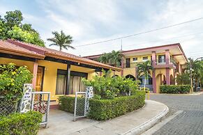 Nacazcol Hotel and Villas