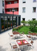 Appart'hôtel Odalys City - Bioparc Lyon Est