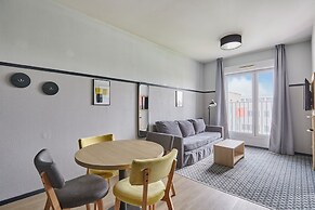 Appart'hôtel Odalys City - Bioparc Lyon Est