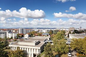 Appart'hôtel Odalys City - Bioparc Lyon Est