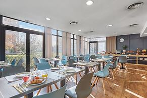 Appart'hôtel Odalys City - Bioparc Lyon Est