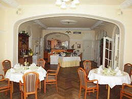Hotel Bellevue Schmölln