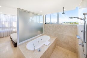 Oaks Casuarina Santai Resort