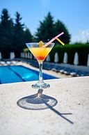 Montecito Hotel