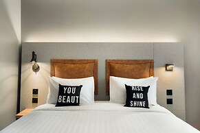Moxy Belfast City
