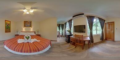 Midas Belize