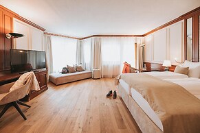 MANNI The Hotel