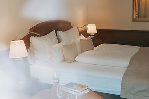 MANNI The Hotel