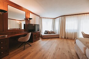 MANNI The Hotel