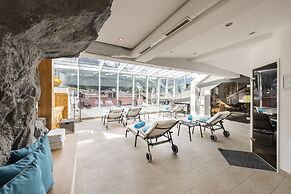 MANNI The Hotel