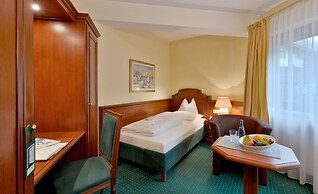 MANNI The Hotel