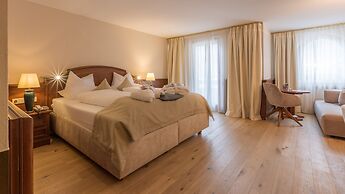 MANNI The Hotel