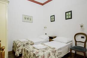 Piccolo Hotel
