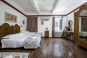 Piccolo Hotel