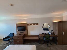 Holiday Inn Express & Suites Galveston West-Seawall