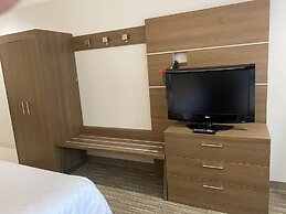 Holiday Inn Express & Suites Galveston West-Seawall