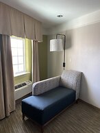 Holiday Inn Express & Suites Galveston West-Seawall