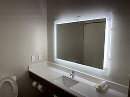 Holiday Inn Express & Suites Galveston West-Seawall