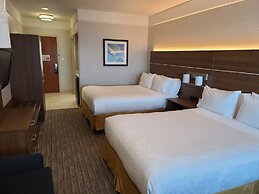 Holiday Inn Express & Suites Galveston West-Seawall