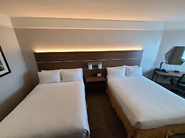 Holiday Inn Express & Suites Galveston West-Seawall