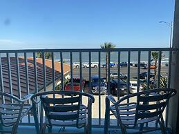 Holiday Inn Express & Suites Galveston West-Seawall