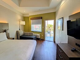 Holiday Inn Express & Suites Galveston West-Seawall