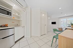 Terrigal Sails Serviced Apartments