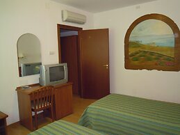 Mediterraneo Hotel