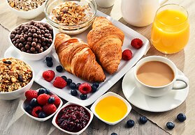 Ramada Hotel & Suites by Wyndham Ajman